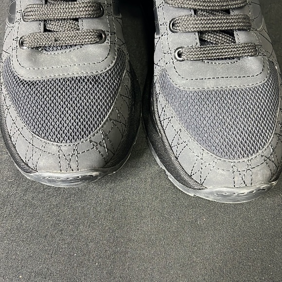 Burberry sneakers - Picture 3 of 8